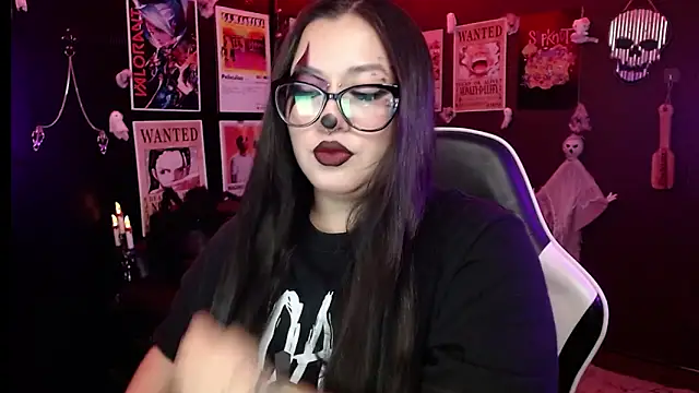 Ravendark  online show from October 11, 2025, 6:17 pm