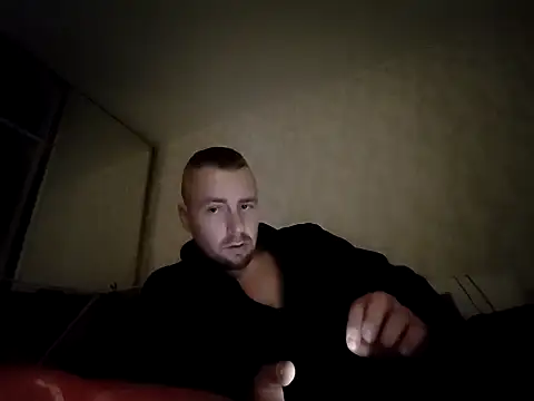 Snapshot of Vladyslav30 chatting on October 12, 2025, 9:14 pm Vladyslav30 online show from October 12, 2025, 9:14 pm