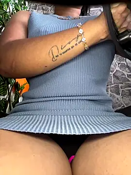 Snapshot of Liulee2 chatting on September 12, 2025, 3:12 pm Liulee2 online show from September 12, 2025, 3:12 pm