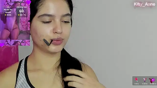 Snapshot of Kitty_Anne chatting on October 24, 2025, 9:17 am Kitty Anne online show from October 24, 2025, 9:17 am