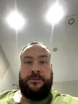 Snapshot of different-strokes chatting on October 12, 2025, 4:50 pm different-strokes online show from October 12, 2025, 4:50 pm