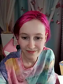 Snapshot of Fuzzy_Unicorn chatting on September 19, 2025, 7:25 pm Fuzzy Unicorn online show from September 19, 2025, 7:25 pm