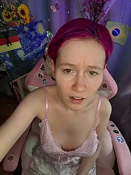 Fuzzy Unicorn online show from July 17, 2026, 11:28 am