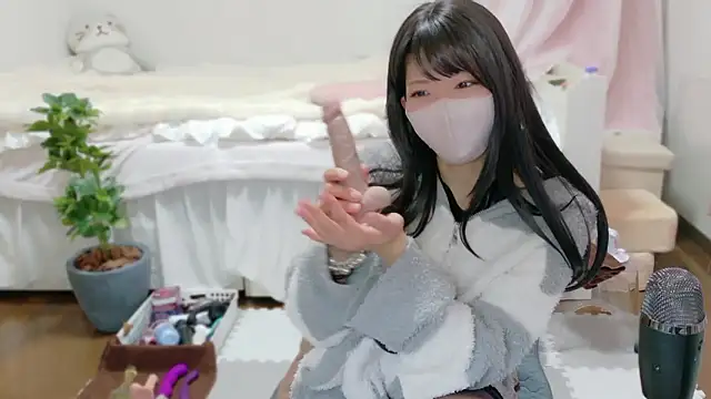 Snapshot of clara_6x9 chatting on March 15, 2026, 1:17 pm clara 6x9 online show from March 15, 2026, 1:17 pm