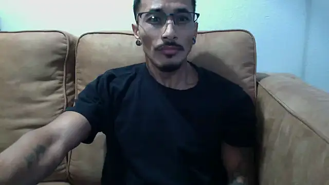 Snapshot of tanjir020 chatting on October 2, 2025, 4:03 pm tanjir020 online show from October 2, 2025, 4:03 pm