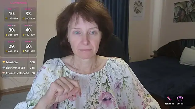 Snapshot of Lia_Tito chatting on October 9, 2025, 6:00 am Lia Tito online show from October 9, 2025, 6:00 am