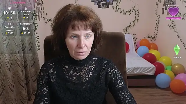 Snapshot of Lia_Tito chatting on October 10, 2025, 5:39 am Lia Tito online show from October 10, 2025, 5:39 am