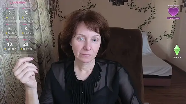 Snapshot of Lia_Tito chatting on October 17, 2025, 6:05 am Lia Tito online show from October 17, 2025, 6:05 am