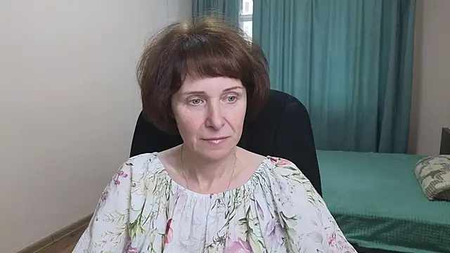 Snapshot of Lia_Tito chatting on October 22, 2025, 6:24 am Lia Tito online show from October 22, 2025, 6:24 am