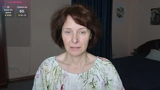 Snapshot of Lia_Tito chatting on November 13, 2025, 6:23 am Lia Tito online show from November 13, 2025, 6:23 am