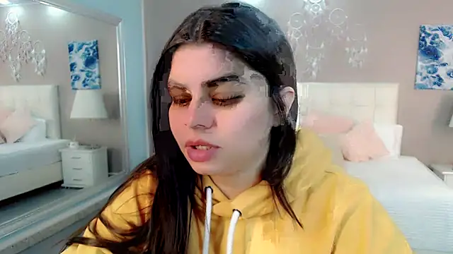 maddissonivanova online show from April 8, 2026, 7:36 pm