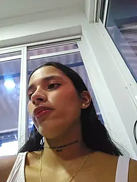 Lorena Mcfly online show from June 1, 2026, 11:34 am