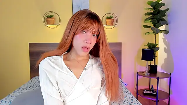 Snapshot of CamilleGrace chatting on November 13, 2025, 5:06 am CamilleGrace online show from November 13, 2025, 5:06 am