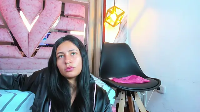 Snapshot of SamaelAndLilitt chatting on October 18, 2025, 10:49 am SamaelAndLilitt online show from October 18, 2025, 10:49 am