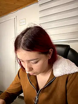 Snapshot of Karen18_boobs chatting on October 11, 2025, 2:11 am Karen18 boobs online show from October 11, 2025, 2:11 am