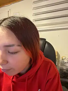 Snapshot of Karen18_boobs chatting on February 18, 2026, 2:07 am Karen18 boobs online show from February 18, 2026, 2:07 am