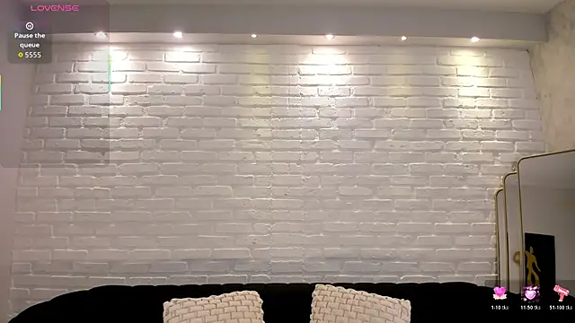 Snapshot of LiamCarterX chatting on November 11, 2025, 4:23 am LiamCarterX online show from November 11, 2025, 4:23 am