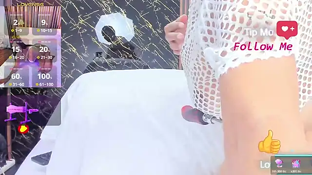 Snapshot of emma_liz2 chatting on November 13, 2025, 12:15 pm emma liz2 online show from November 13, 2025, 12:15 pm