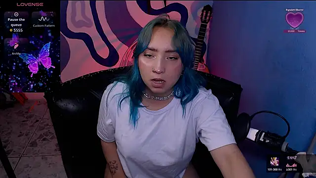 IrisSmil3 online show from September 27, 2025, 4:23 pm