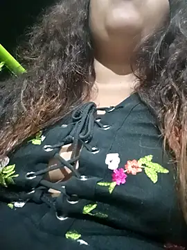 Snapshot of angelHeath13 chatting on October 1, 2025, 5:24 am angelHeath13 online show from October 1, 2025, 5:24 am