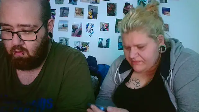 mrandmrsdarkside online show from March 11, 2026, 7:09 pm