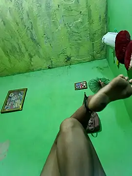 PIHU999 online show from October 9, 2025, 3:48 am