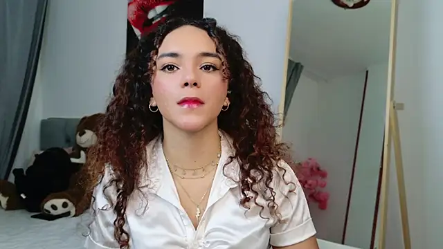 Taylor Tina online show from October 18, 2025, 7:42 am