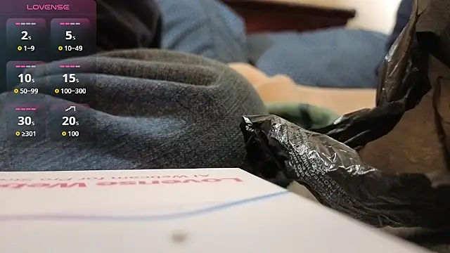 Shy Naughty Girl online show from March 15, 2026, 12:38 am