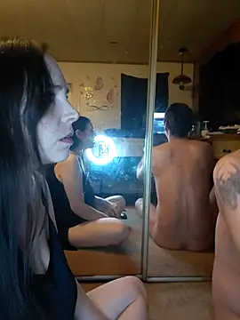 Shy Naughty Girl online show from April 17, 2026, 3:42 am