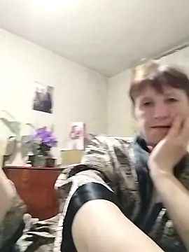 Snapshot of Flower2931 chatting on March 7, 2026, 4:26 pm Flower2931 online show from March 7, 2026, 4:26 pm