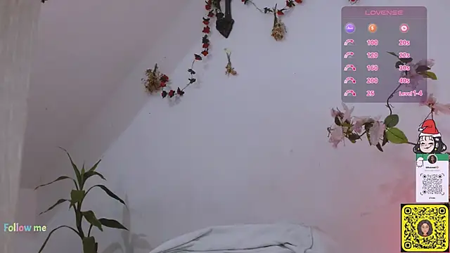 Snapshot of Nocturnawitch chatting on November 24, 2025, 4:18 pm Nocturnawitch online show from November 24, 2025, 4:18 pm