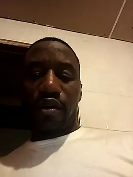 Snapshot of Thasdwn23 chatting on November 8, 2025, 6:07 pm Thasdwn23 online show from November 8, 2025, 6:07 pm