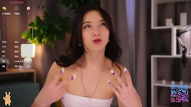 DaisyBlaze online show from February 20, 2026, 4:42 am