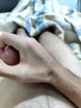 Snapshot of emrekzlk52 chatting on October 17, 2025, 8:11 pm emrekzlk52 online show from October 17, 2025, 8:11 pm