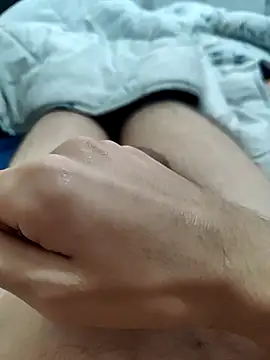 Snapshot of emrekzlk52 chatting on October 30, 2025, 11:00 am emrekzlk52 online show from October 30, 2025, 11:00 am