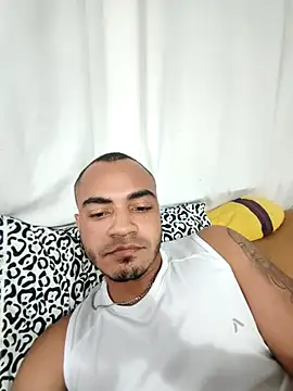 Snapshot of SanChacal5694 chatting on September 19, 2025, 2:35 am SanChacal5694 online show from September 19, 2025, 2:35 am