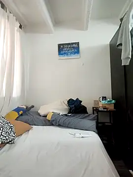 Snapshot of SanChacal5694 chatting on October 19, 2025, 9:15 pm SanChacal5694 online show from October 19, 2025, 9:15 pm