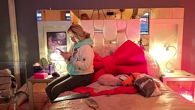 Mafecosecret online show from January 13, 2026, 6:40 am