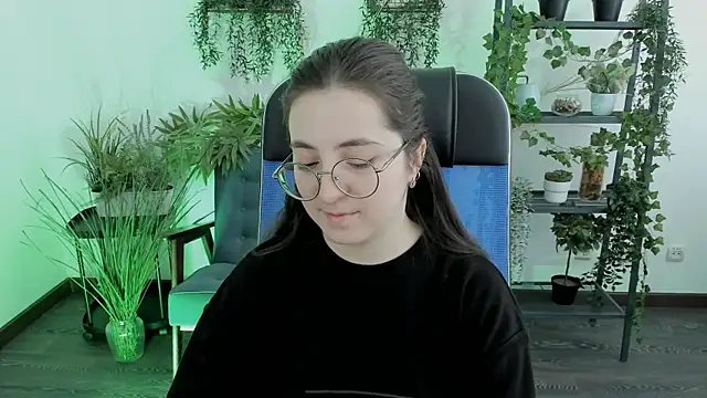 VirtuallVoyant online show from January 7, 2026, 6:49 am