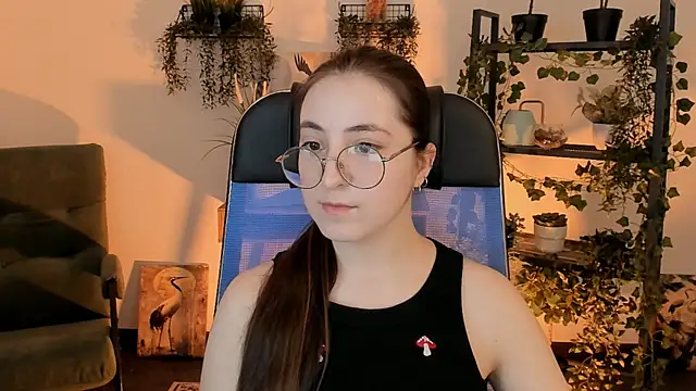 VirtuallVoyant online show from March 30, 2026, 6:53 pm