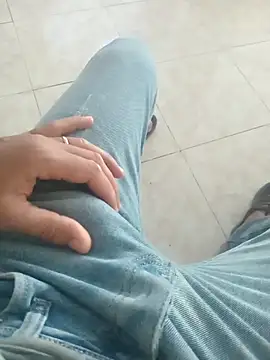 Snapshot of svvagesexyy chatting on September 14, 2025, 9:41 am svvagesexyy online show from September 14, 2025, 9:41 am