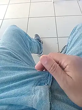 Snapshot of svvagesexyy chatting on October 2, 2025, 7:37 am svvagesexyy online show from October 2, 2025, 7:37 am