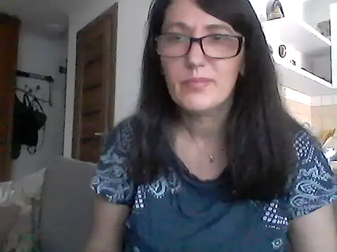 Snapshot of Elena48324 chatting on June 21, 2026, 10:07 am Elena48324 online show from June 21, 2026, 10:07 am