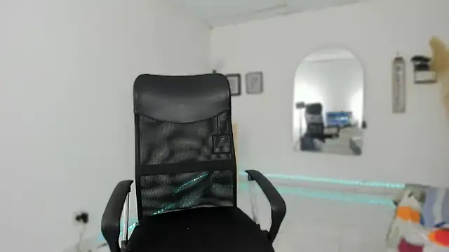 Snapshot of AbonySex69 chatting on November 12, 2025, 7:13 pm AbonySex69 online show from November 12, 2025, 7:13 pm