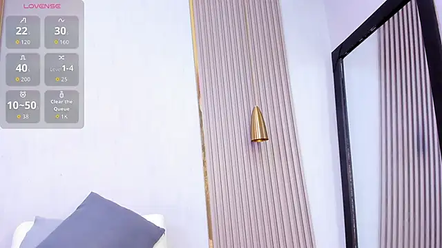 Snapshot of Skylar_Smith_ chatting on October 28, 2025, 12:30 pm Skylar Smith online show from October 28, 2025, 12:30 pm