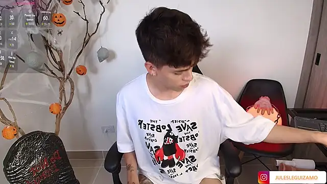 Snapshot of stev_austin_ chatting on October 15, 2025, 6:30 pm stev austin online show from October 15, 2025, 6:30 pm