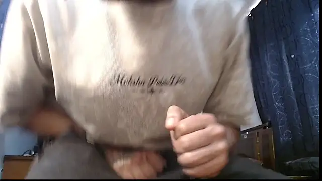 malek xarx  online show from November 16, 2025, 6:46 pm