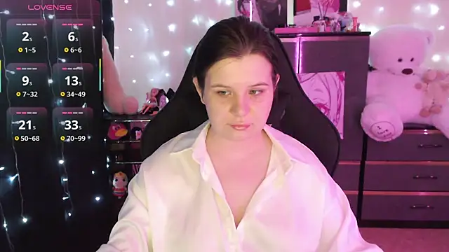 Snapshot of AmyVibess chatting on September 9, 2025, 8:08 pm AmyVibess online show from September 9, 2025, 8:08 pm