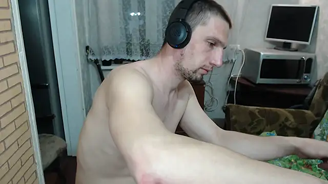 Alexilon online show from March 18, 2026, 6:11 pm