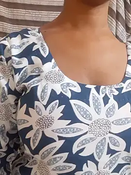 Fiza Rani78 online show from July 31, 2026, 2:22 am